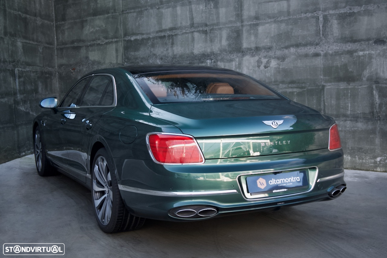 Bentley Flying Spur Hybrid - 4