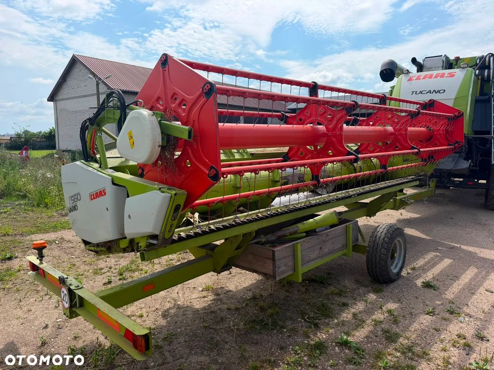 Claas Tucano 420, heder CLAAS VARIO 560, przystawka do kukurydzy CLAAS CORIO 675FC - 23