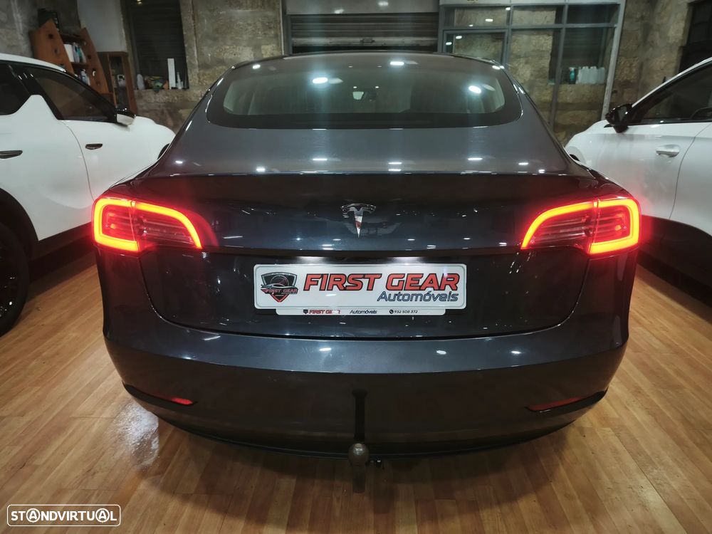 Tesla Model 3 Standard Range Plus RWD - 5