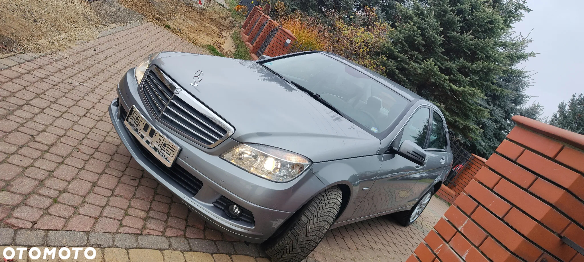 Mercedes-Benz Klasa C 180 T Kompressor BlueEFFICIENCY Elegance - 4