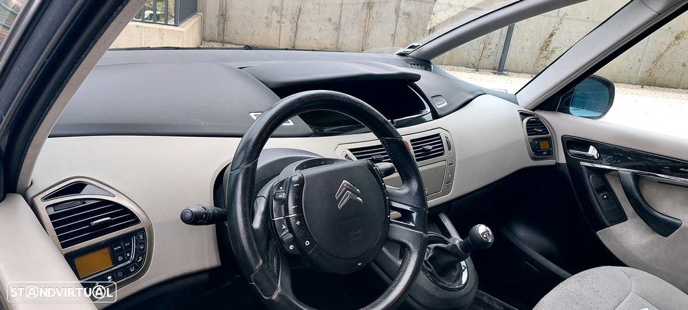 Citroën C4 Grand Picasso 1.6 HDi Exclusive - 2