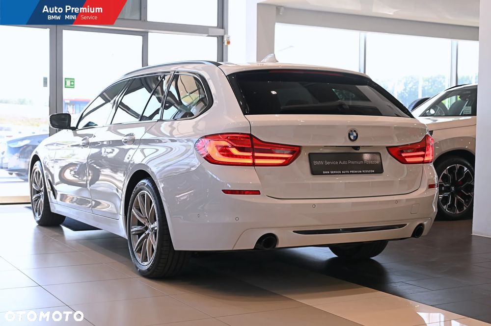 BMW Seria 5 520d xDrive - 21