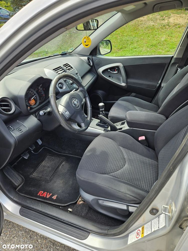 Toyota RAV4 2.2 D-CAT 4x4 Sol - 8