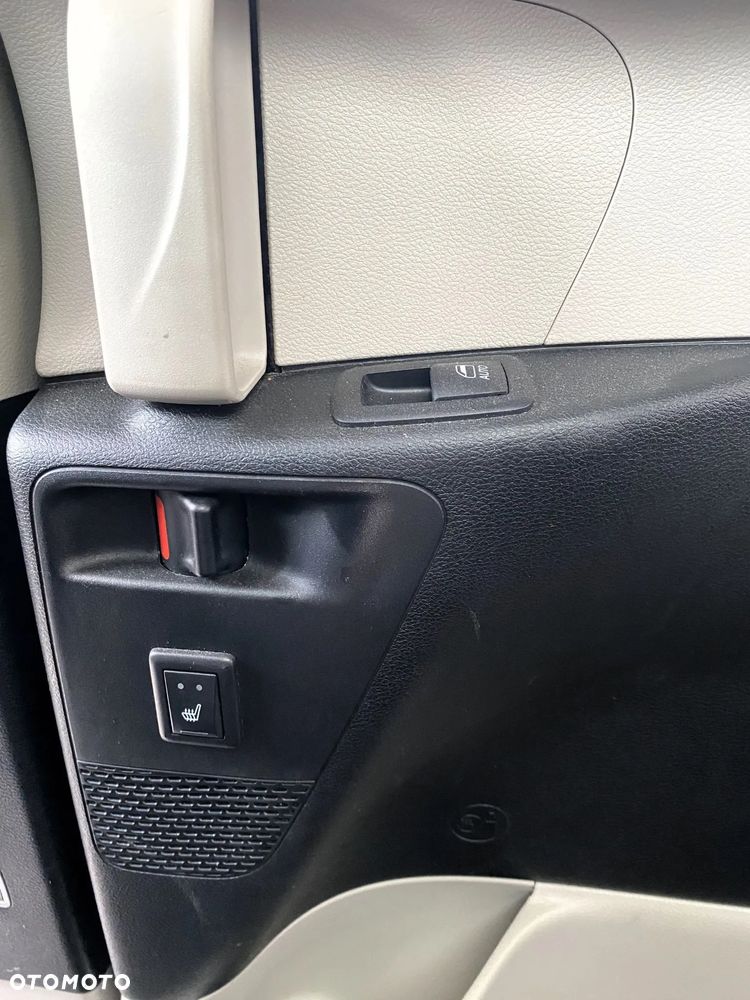 Chrysler Pacifica - 25