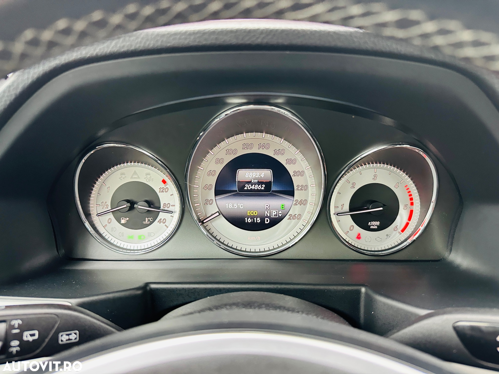 Mercedes-Benz GLK 200 CDI DPF BlueEFFICIENCY 7G-TRONIC - 31