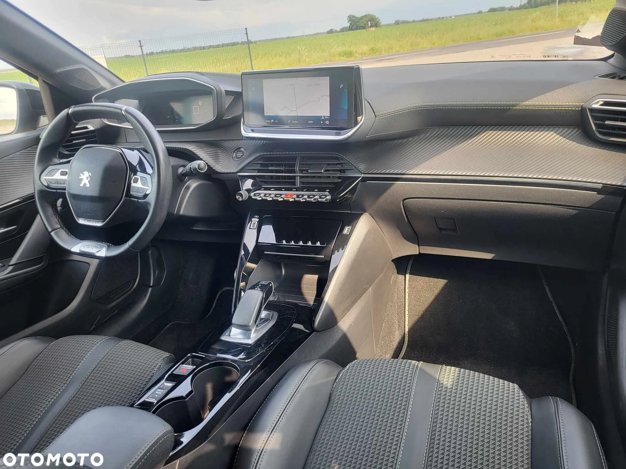Peugeot 208 e-208 GT Line - 8