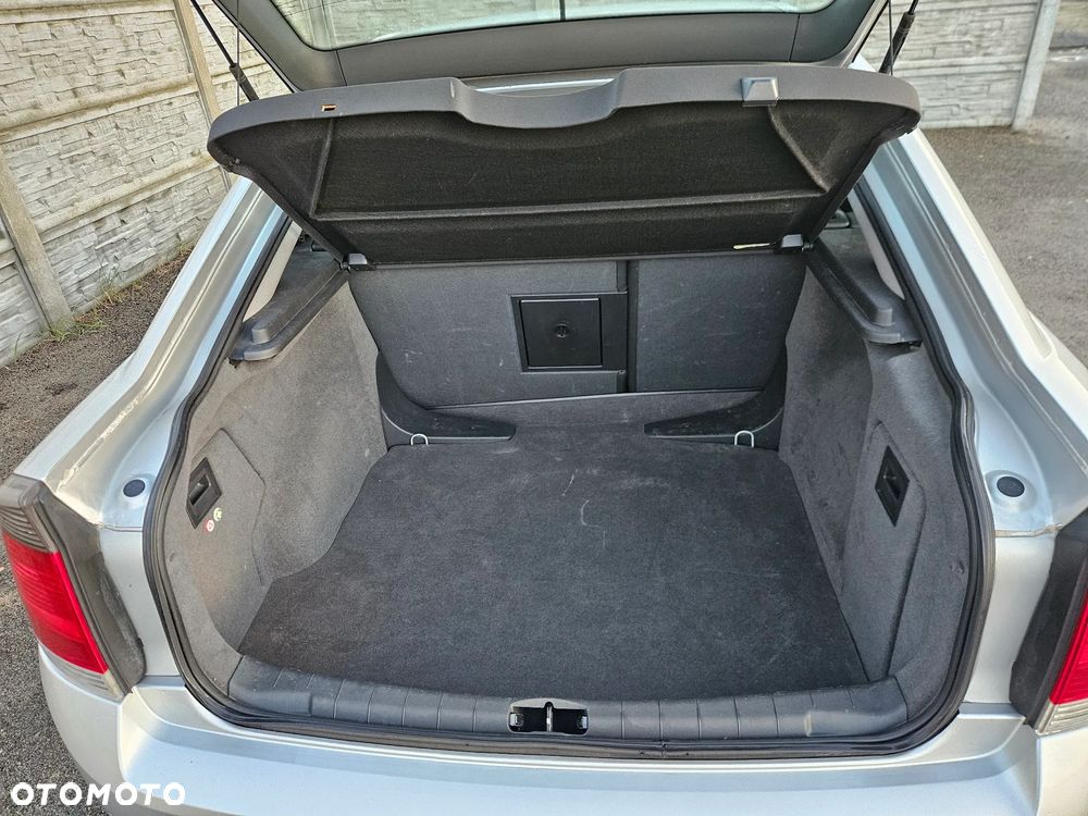 Opel Vectra 2.2 GTS - 23