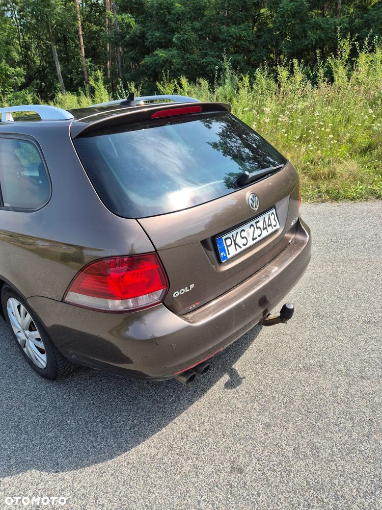 Volkswagen Golf - 11