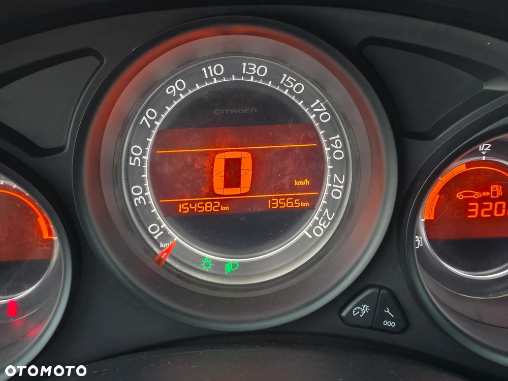 Citroën C4 VTi 120 Exclusive - 3