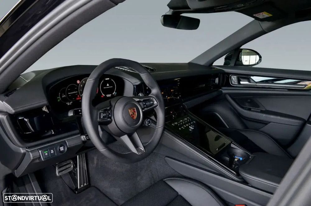 Porsche Panamera - 23