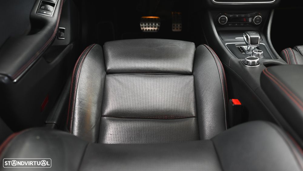 Mercedes-Benz CLA 45 AMG Shooting Brake 4-Matic - 58