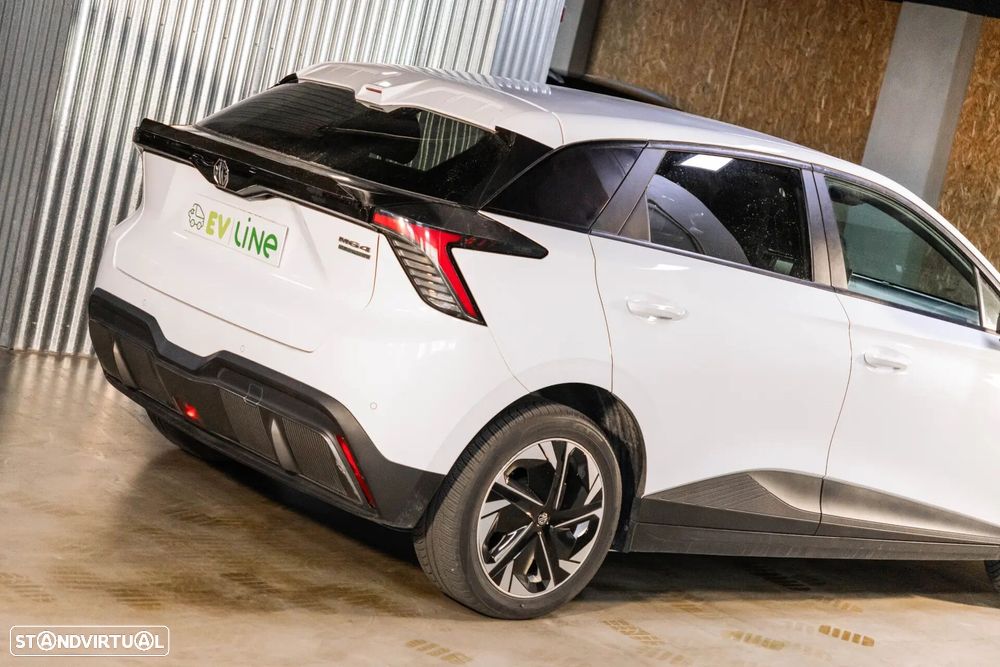 MG MG4 64 kWh Comfort - 12