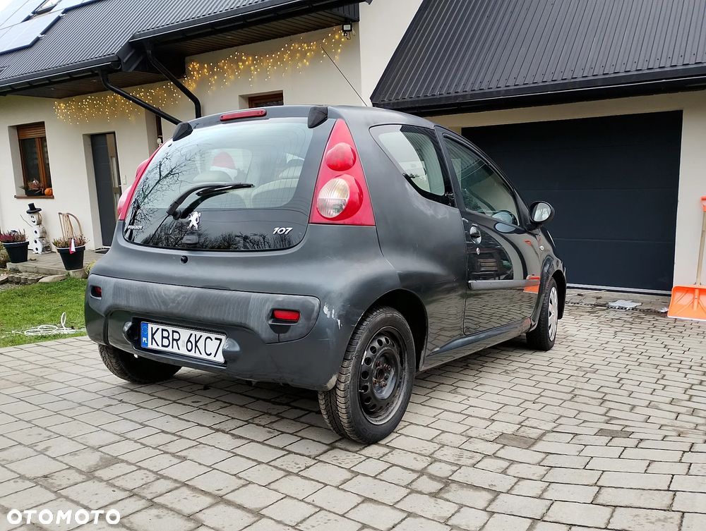 Peugeot 107 - 4