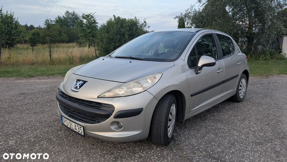 Peugeot 207 1.4 16V Trendy - 1