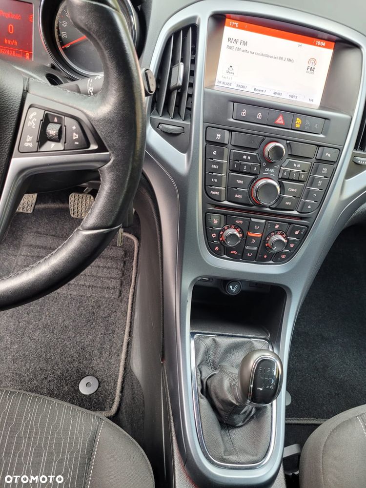 Opel Astra - 8
