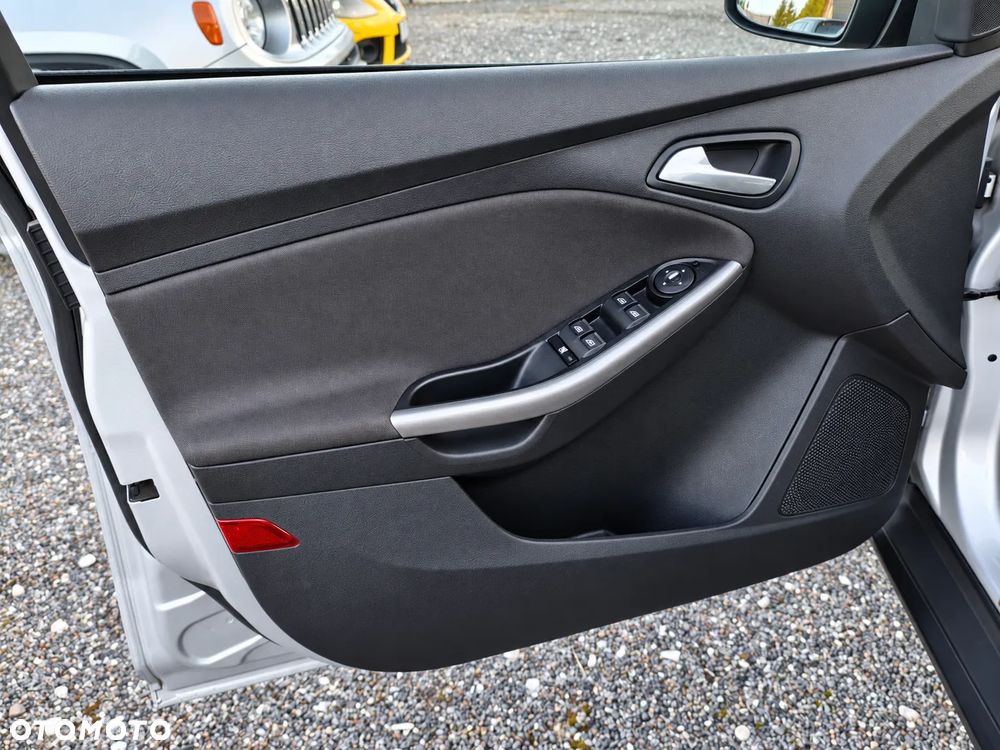 Ford Focus - 19
