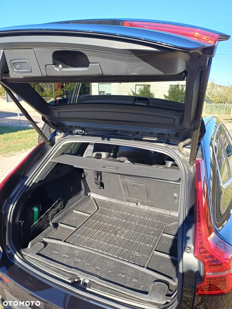 Volvo XC 60 D4 Geartronic Momentum Pro - 11