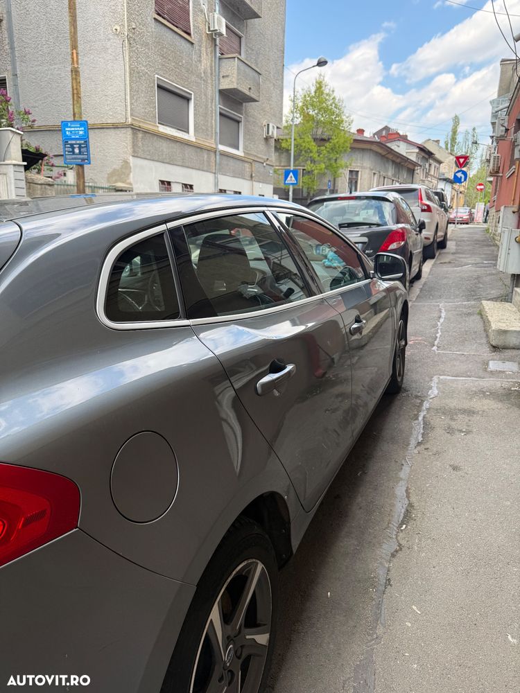 Volvo V40 D2 RDesign - 23