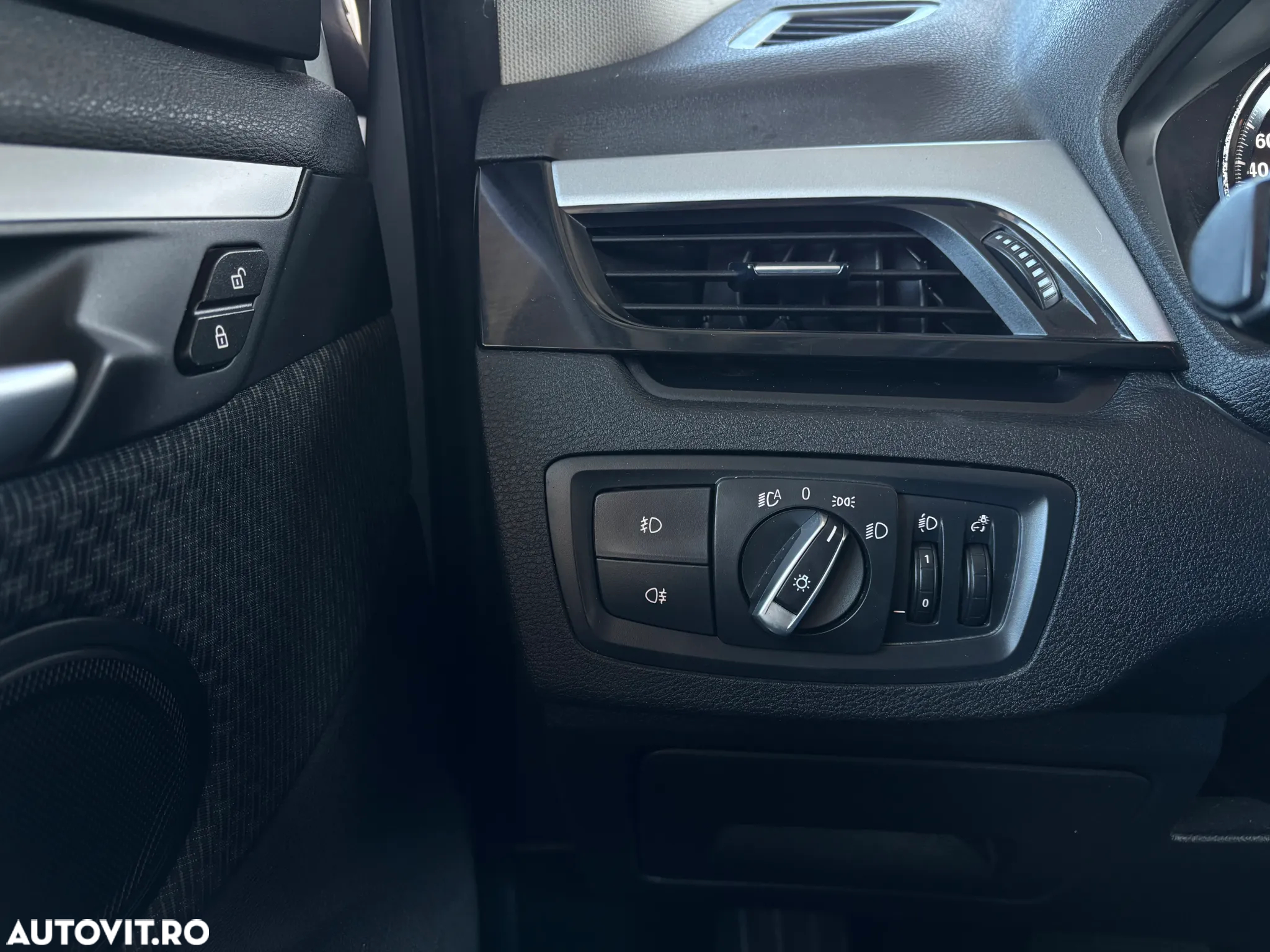 BMW X1 sDrive18d Aut. Advantage - 33