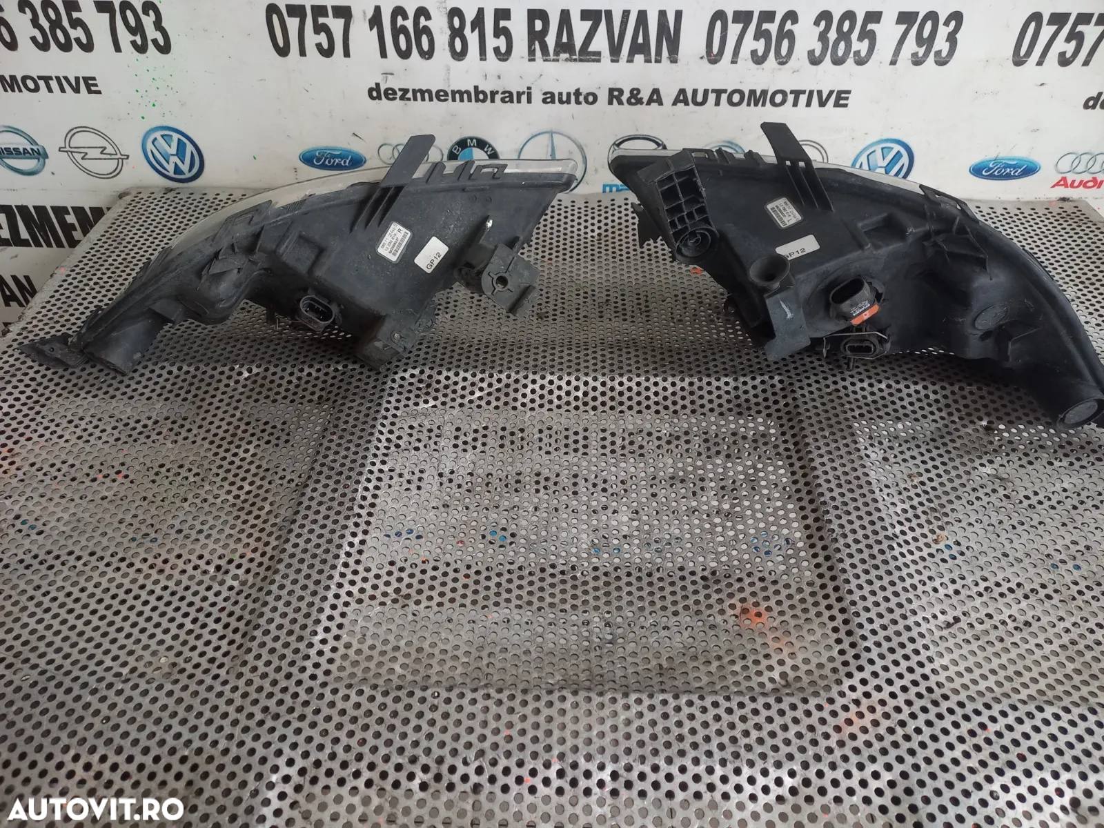 Proiectoare Proiector Ceata Stanga Dreapta Opel Astra J Motor A17DTJ A17DTH A17DTR - Dezmembrez Ara - 6