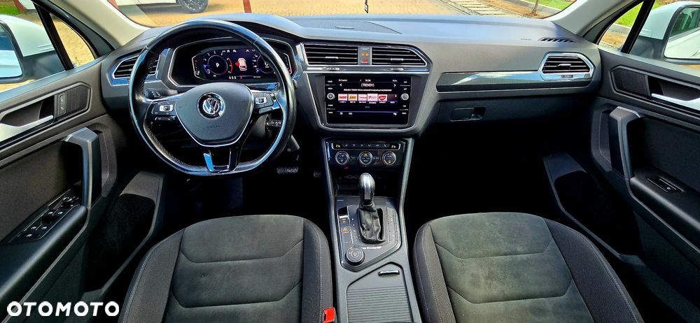 Volkswagen Tiguan 2.0 TSI 4Motion DSG OPF Highline - 23