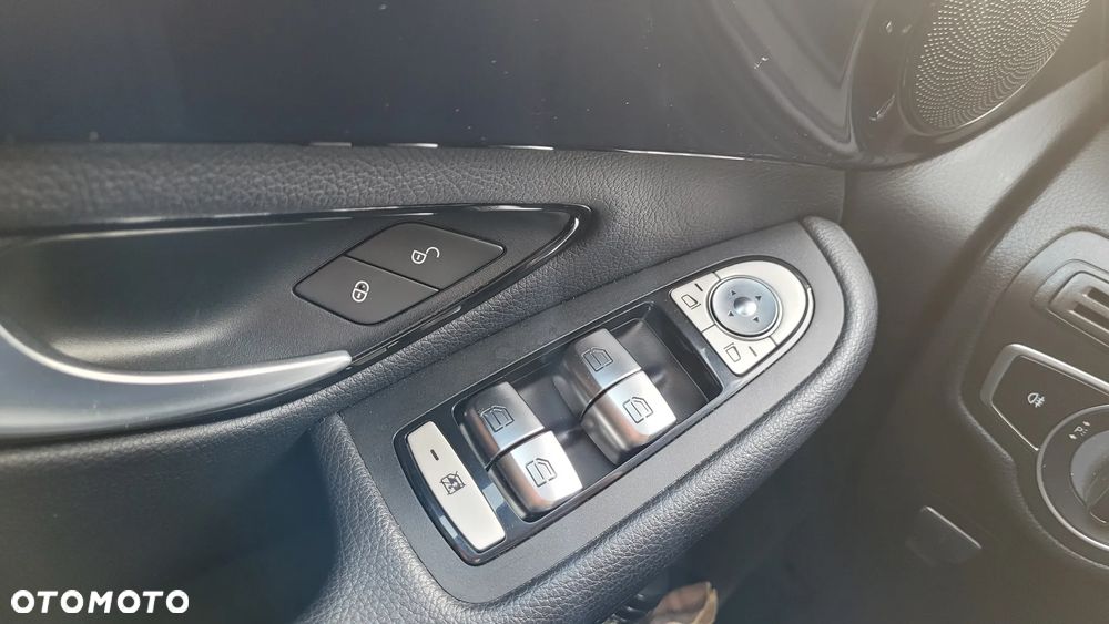 Mercedes-Benz GLC - 19