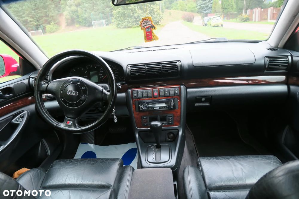 Audi A4 Limousine - 7