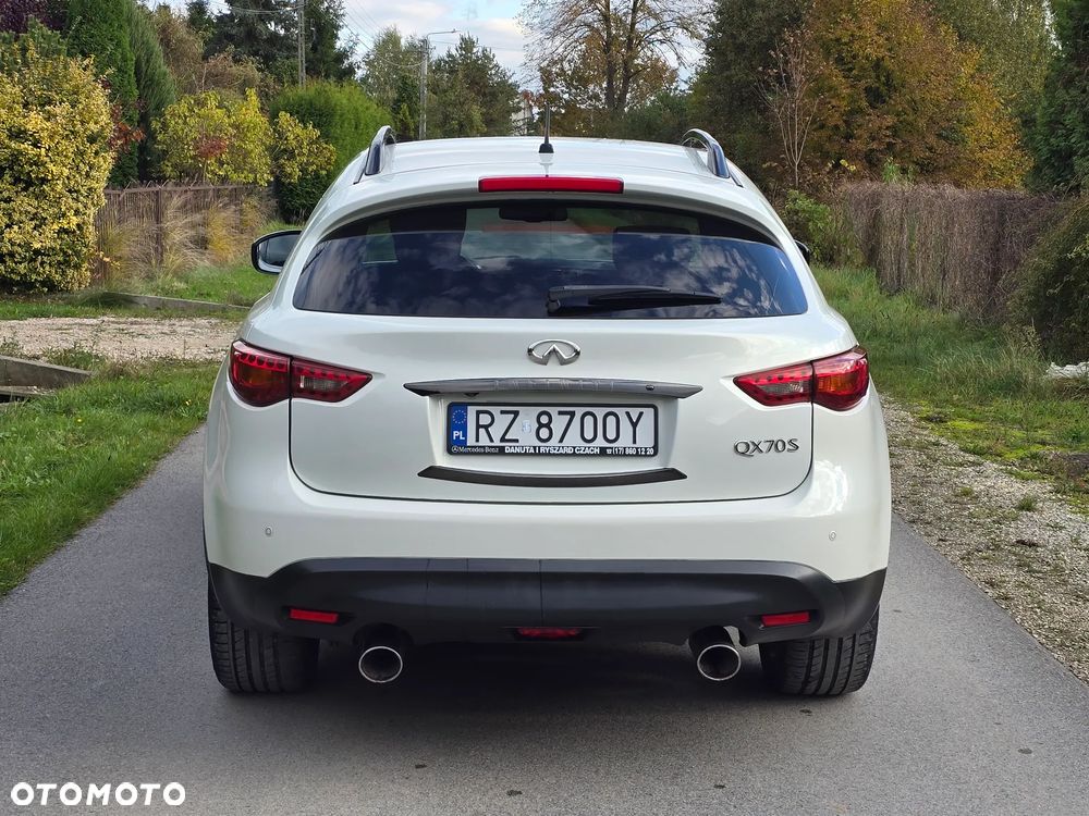 Infiniti QX70 3.0d S Premium - 30