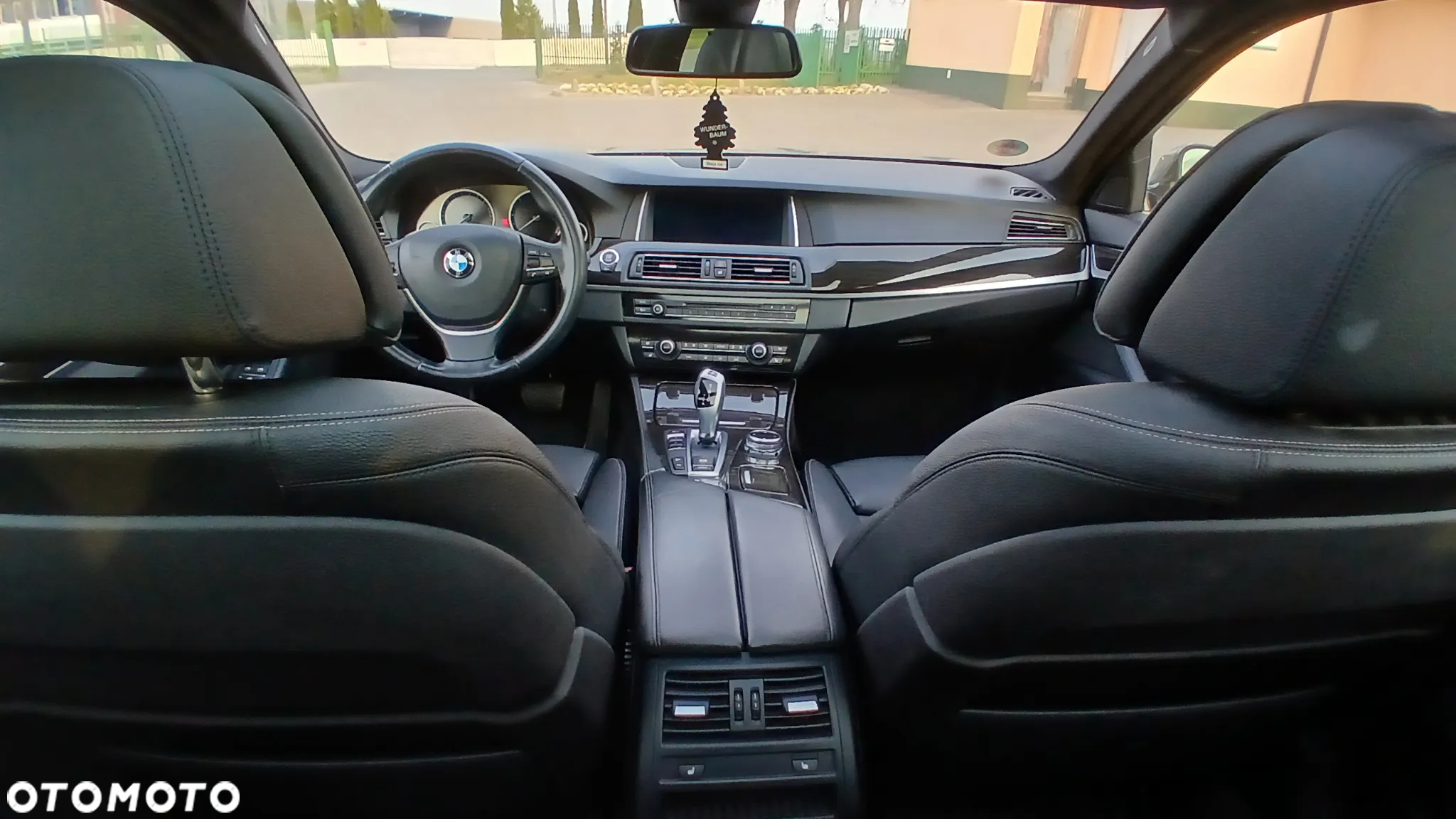 BMW Seria 5 535d xDrive Luxury Line - 11