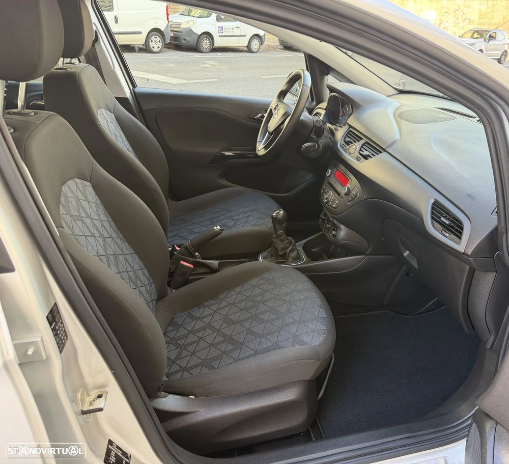 Opel Corsa 1.2 120 Anos - 19