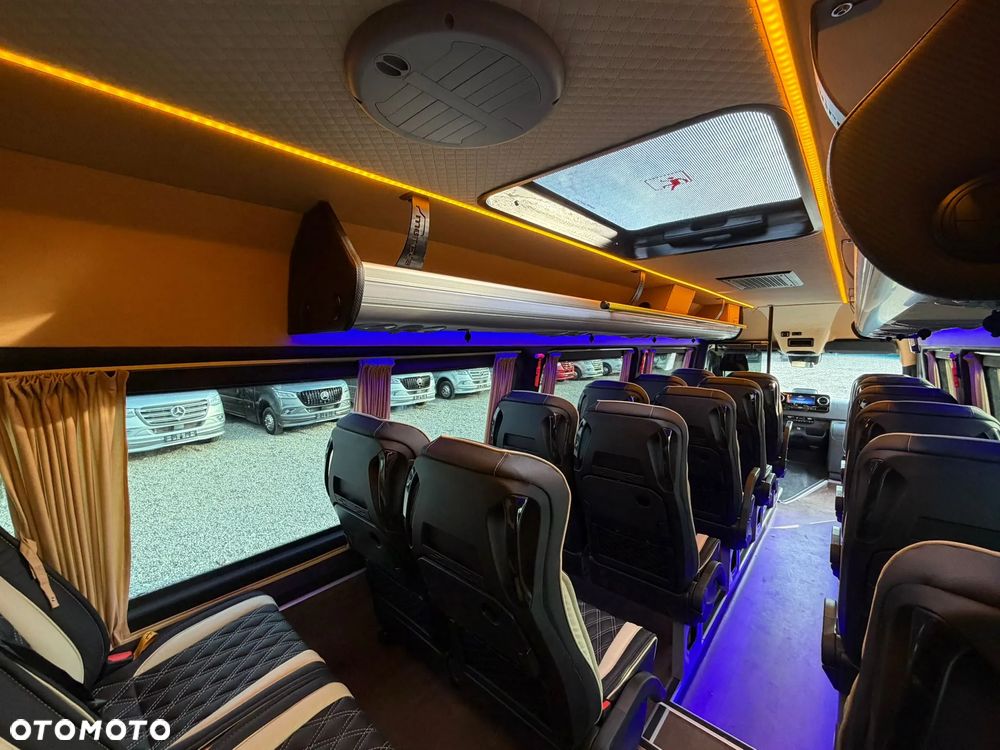 Mercedes-Benz Sprinter 519 - 34