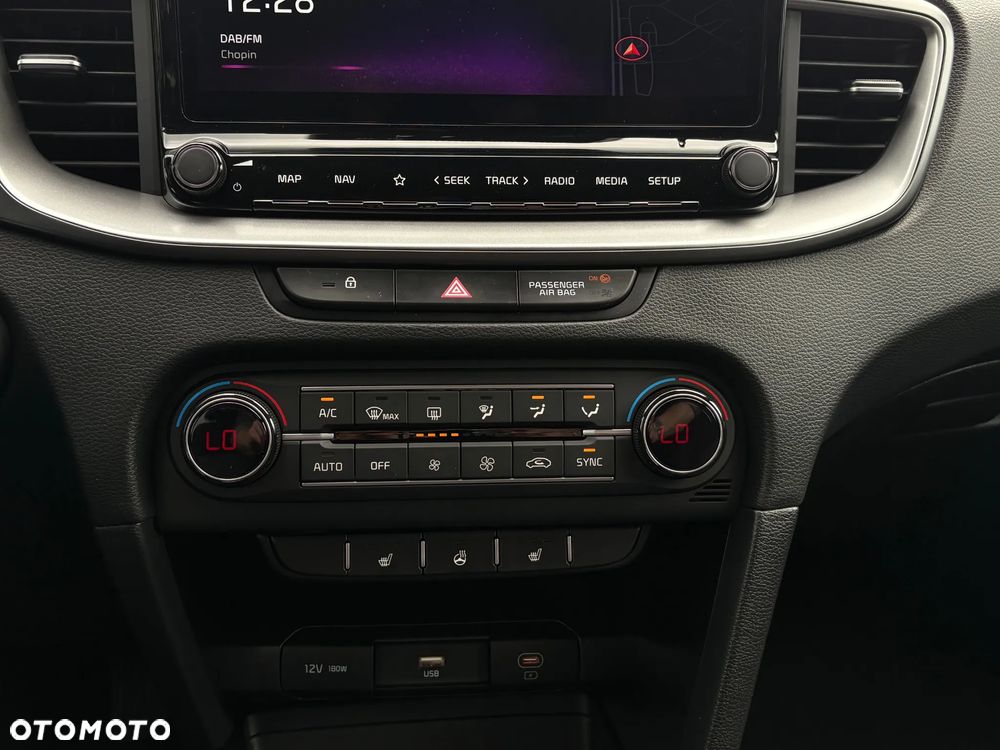 Kia XCeed 1.5 T-GDI M - 17