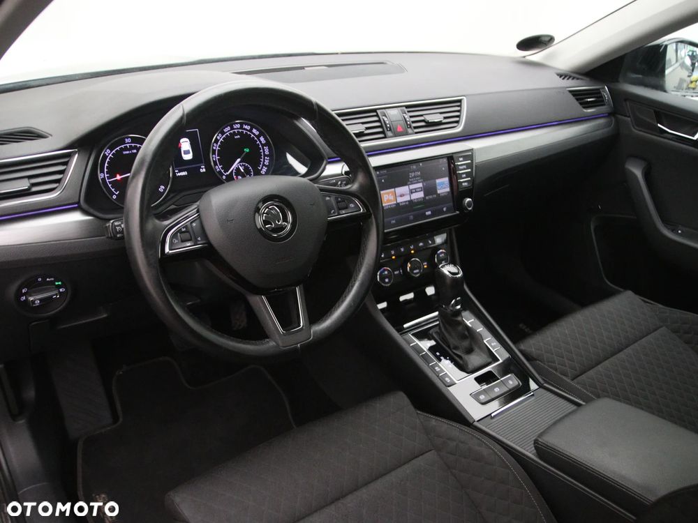 Skoda Superb 2.0 TDI Style DSG - 16