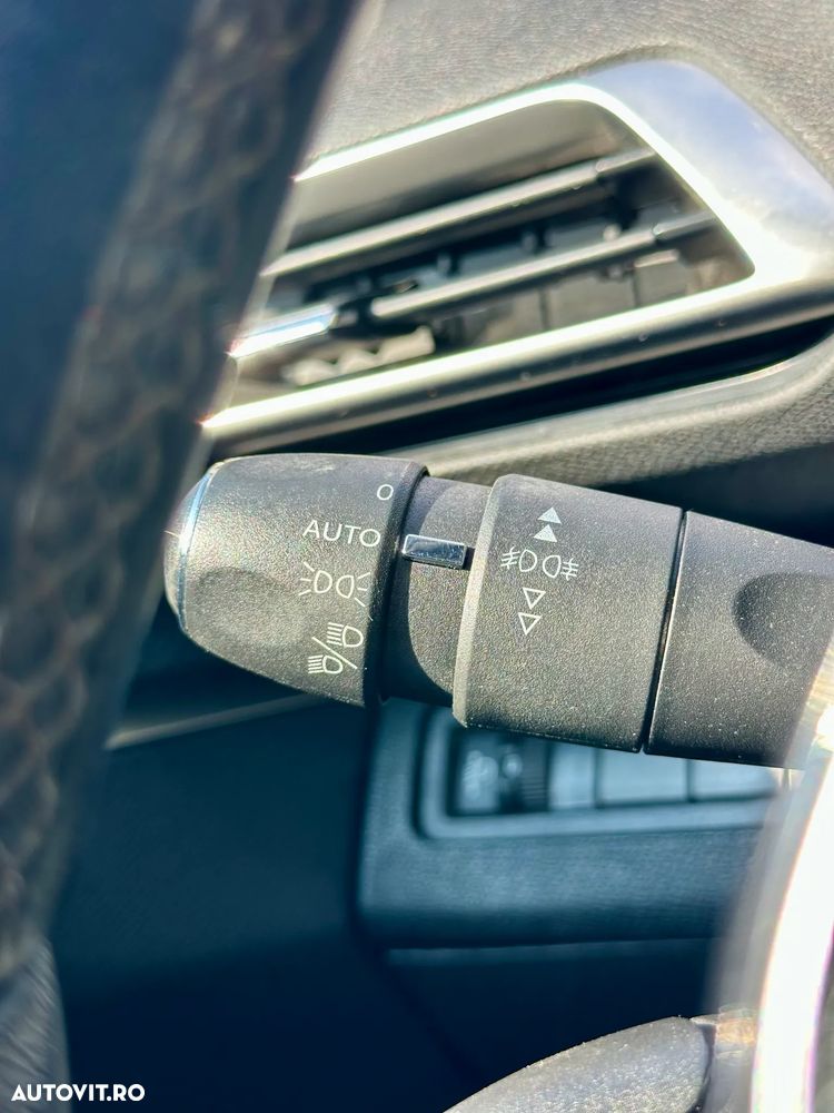 Peugeot 3008 - 17