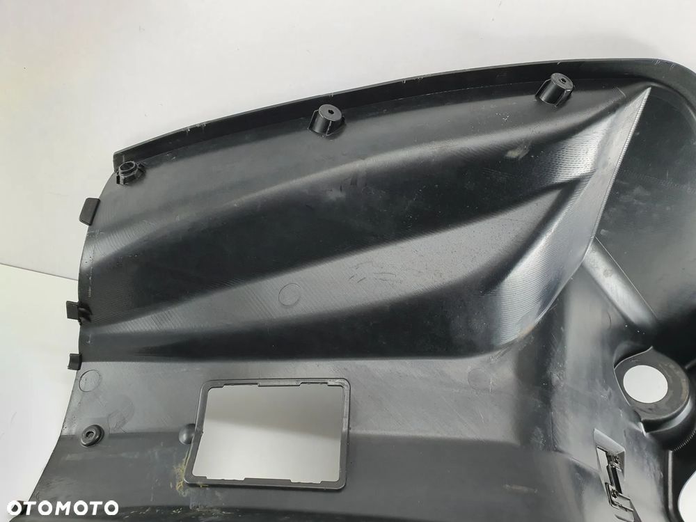 OSLONA NAKLADKA NA NOGI PEUGEOT E-VIVACITY - 17