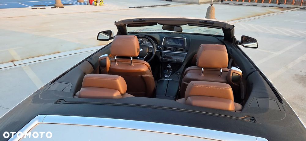 BMW Seria 6 650i - 23