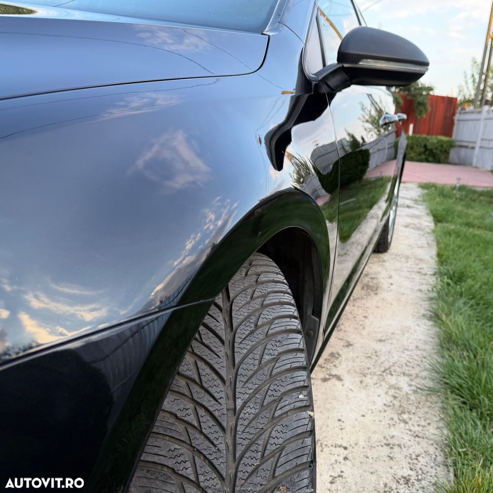 Volkswagen Golf 1.6 TDI DPF Trendline - 11