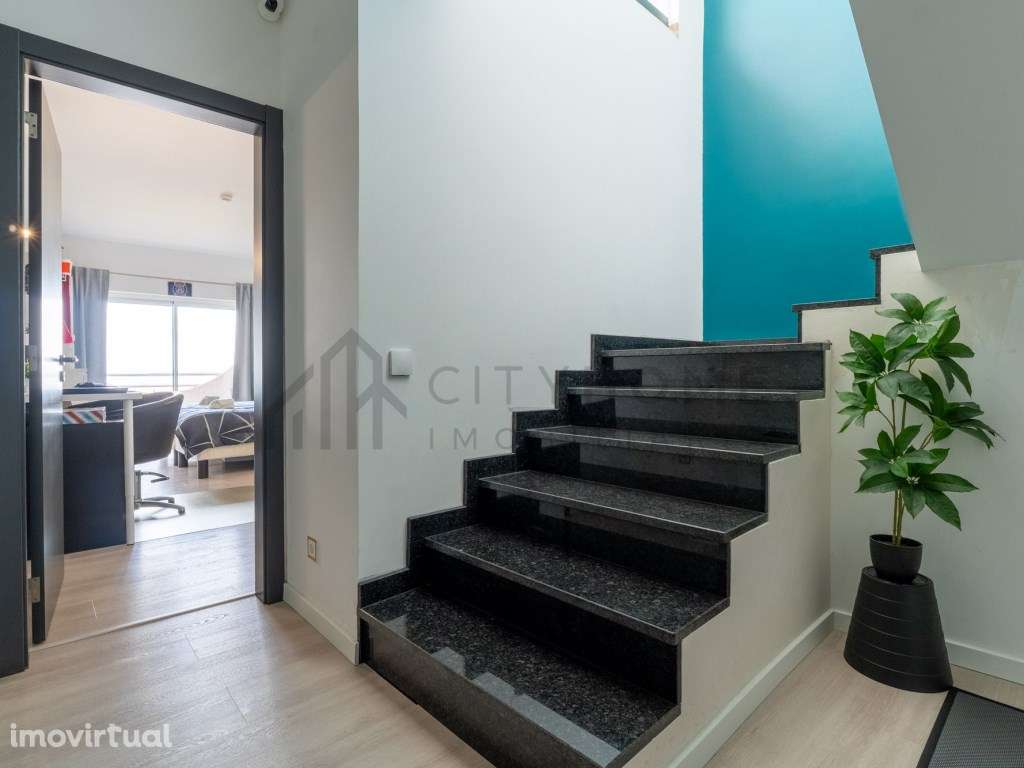 Apartamento T2+2 Duplex com Terraço, Vista Mar e Garagem - Albufeira - Grande imagem: 3/31