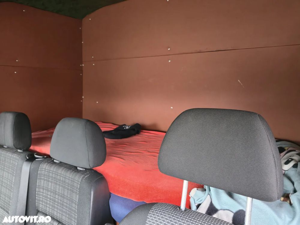 Mercedes-Benz Sprinter - 9