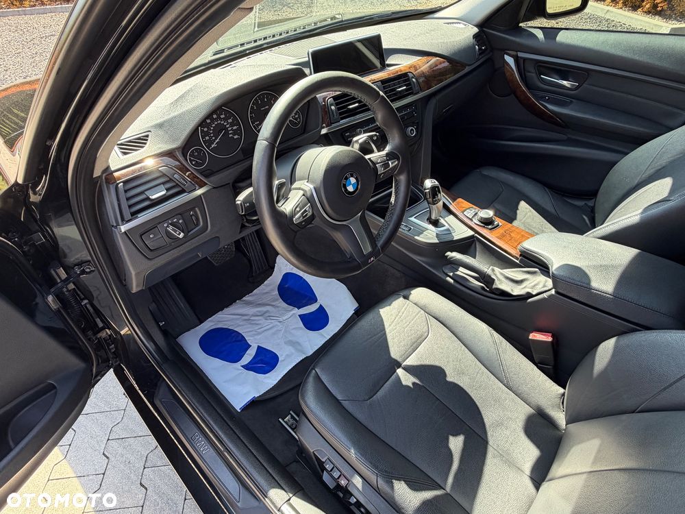 BMW Seria 3 328i xDrive Sport-Aut Sport Line - 13