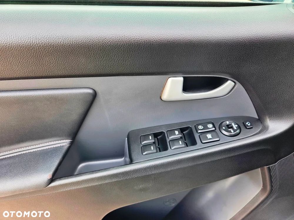 Kia Sportage 1.7 CRDI Business Line L 2WD - 23