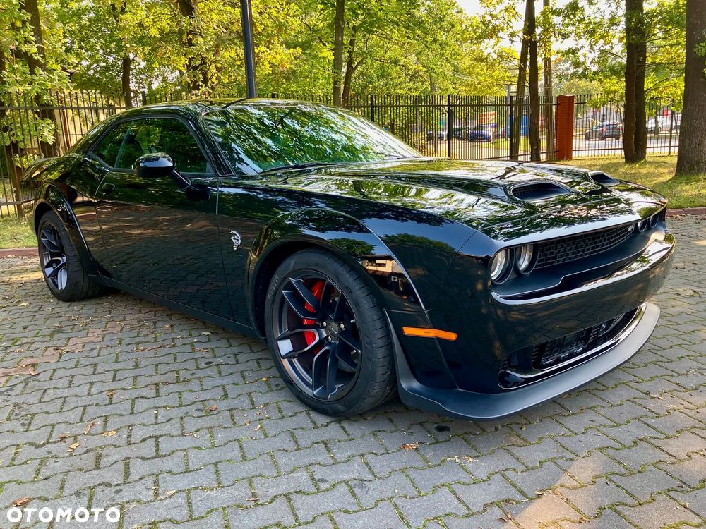 Dodge Challenger 6.2 Hellcat Widebody - 1