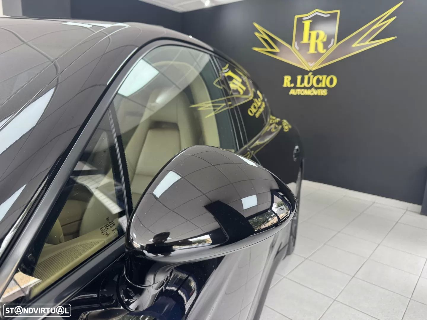 Porsche Panamera Standard - 13