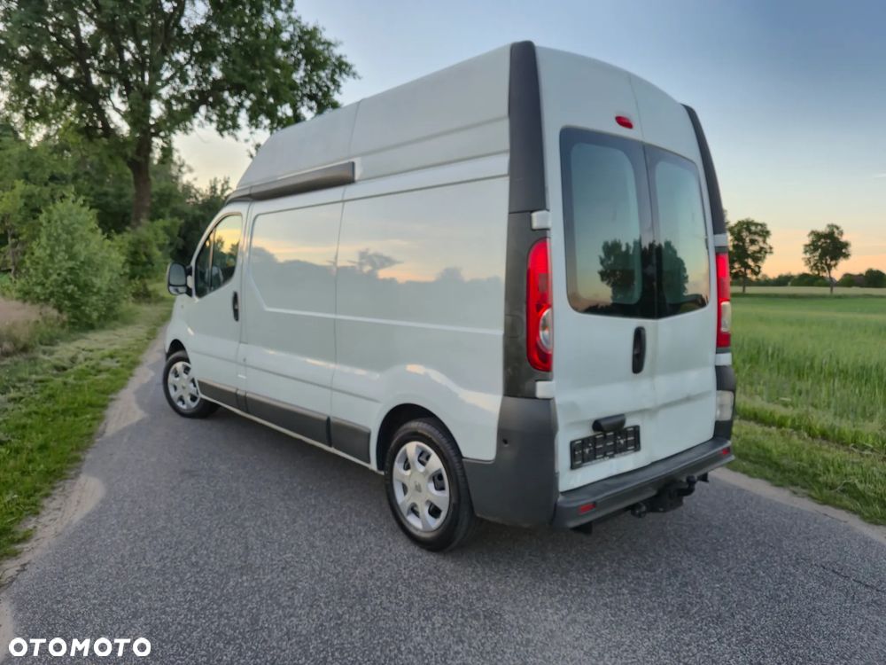 Renault Trafic - 22
