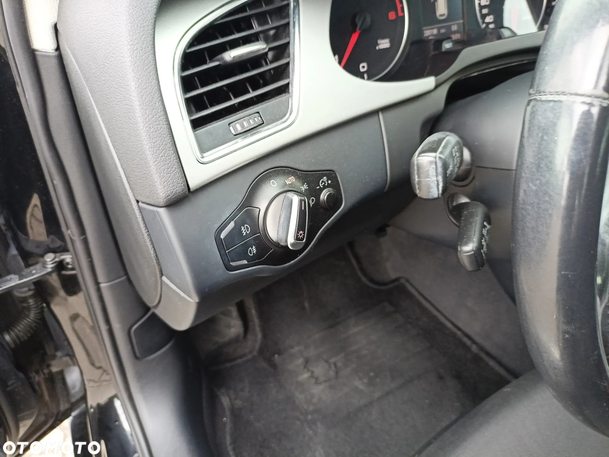 Audi A4 2.0 TDI Limited Edition - 32