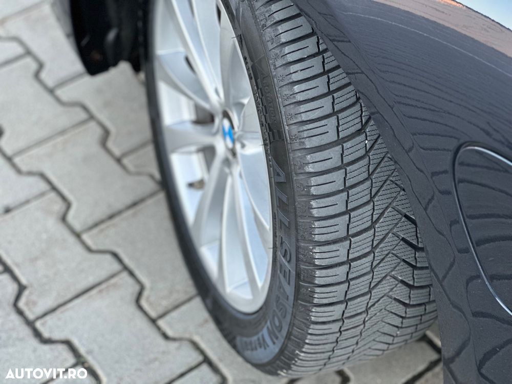 BMW Seria 3 330e iPerformance Luxury Line - 37