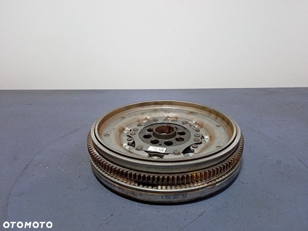 SKODA SUPERB III 2.0 TDI KOŁO DWUMASOWE 05L105266K - 3