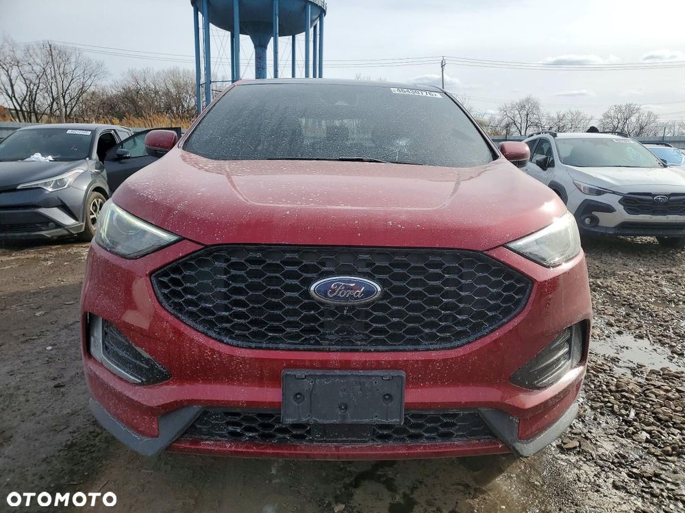 Ford Edge - 5