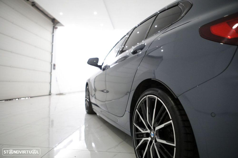 BMW 118 d Pack Desportivo M Pro - 8