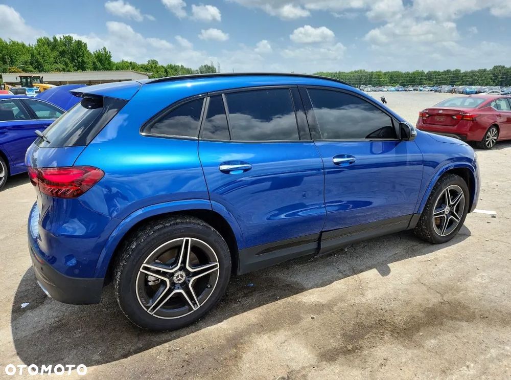 Mercedes-Benz GLA 250 4-Matic AMG Line - 5